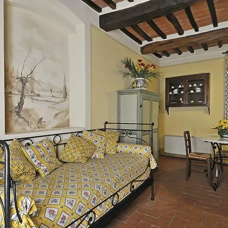 Vecchio Olivo Montecarlo